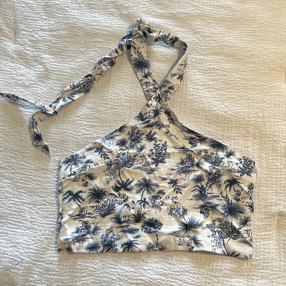 Abercrombie and fitch halter crop top / tropical / size L